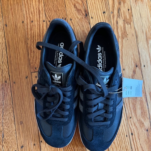 NIB Adidas Samba ADV “CARBON” W7.5 Black Carbon Silver IG7572 *Limited Release* - Picture 4 of 10